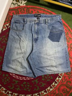(Category: ) located in . Submitted by akq12 (Listing ID 1341079379, Image 1). Description: .