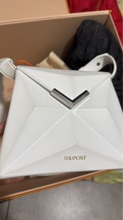 （分類：）位於 。 由 hahaayeah 提交（商品編號 1341155404，圖片 1）。簡介： 。