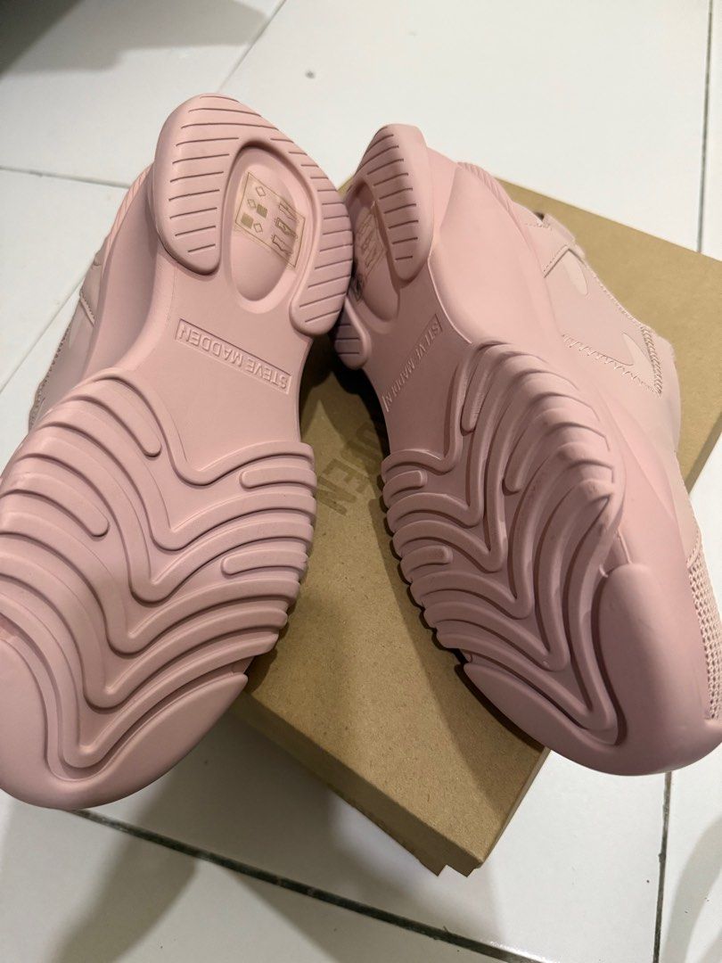 Steve madden sneaker backfire blush