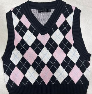 (Category: ) located in . Submitted by happiedayyyyyy (Listing ID 1341177466, Image 1). Description: .