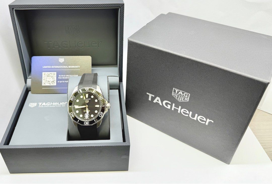 Tag Heuer Aquaracer (Category: Luxury Watches) located in Makati City. Submitted by itsyourwatches (Listing ID 1341147121, Image 2). Description: Tag Heuer Aquaracer 43mm Professional 300 Date Ceramic Bezel Automatic Ref-wbp201a-ft6197.