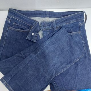 (Category: ) located in . Submitted by mummyhud (Listing ID 1341093386, Image 1). Description: .