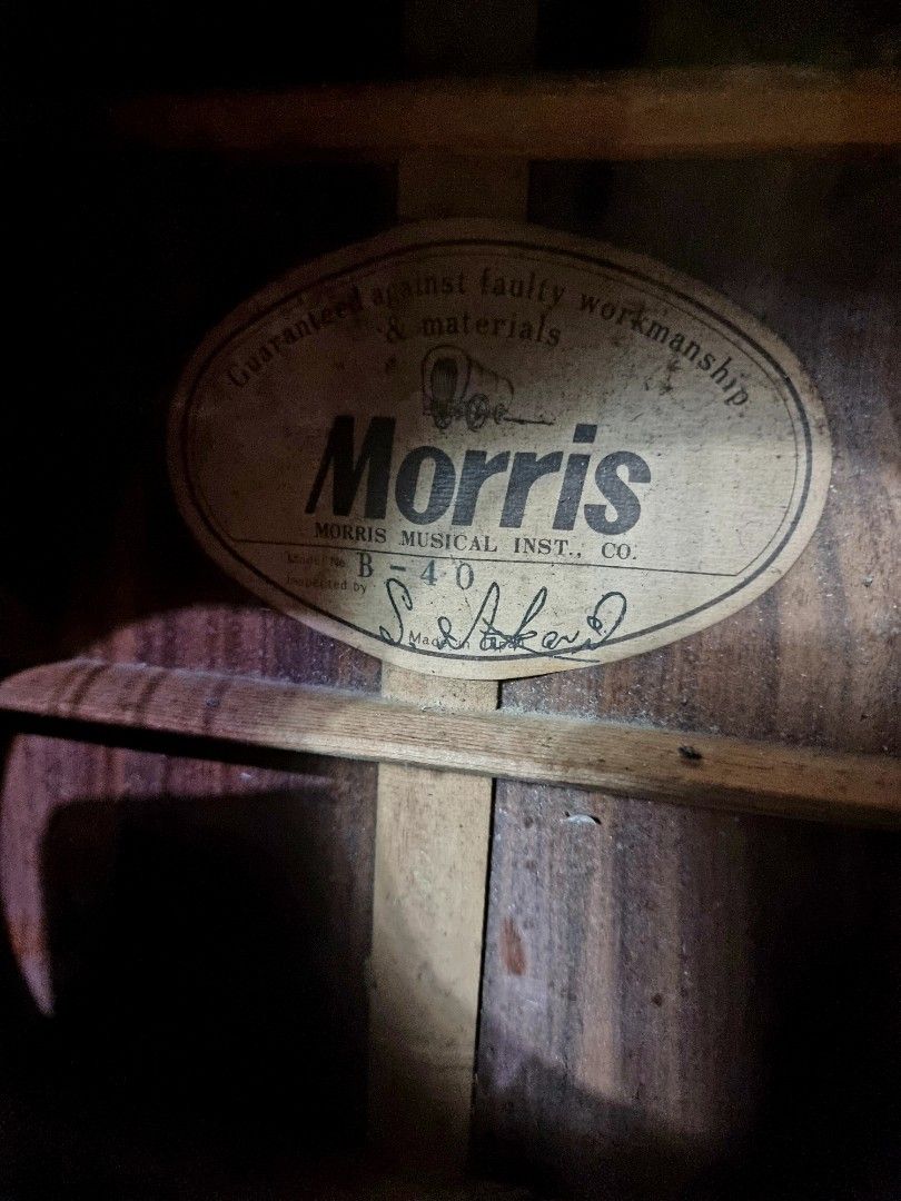 Vintage morris 12strings acoustic guitar (Category: Musical Instruments) located in Binan City. Submitted by jamrock.music (Listing ID 1341225212, Image 3). Description: for sale Morris b40 12strings acoustic guitar Made in japan price:18500.