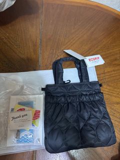（分類：）位於 。 由 hatt22 提交（商品編號 1341384370，圖片 1）。簡介： 。