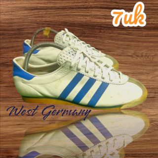 Affordable adidas rom For Sale Men s Fashion Carousell Malaysia
