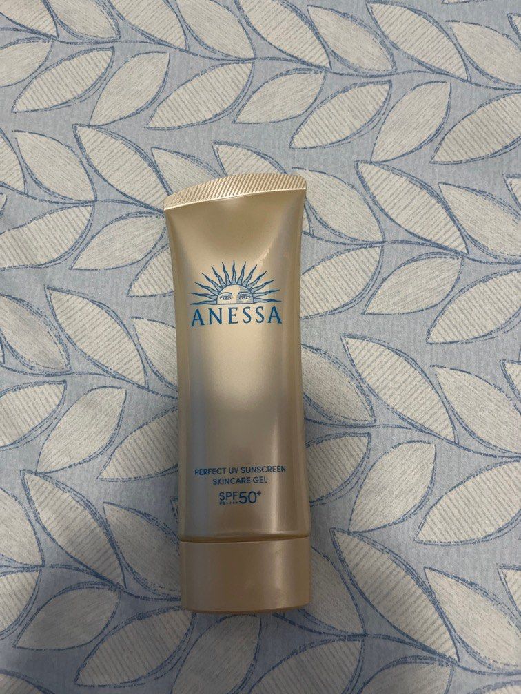 Anessa Sunblock (Category: Face Care) located in Quezon City. Submitted by shopby_a (Listing ID 1341352746, Image 1). Description: .