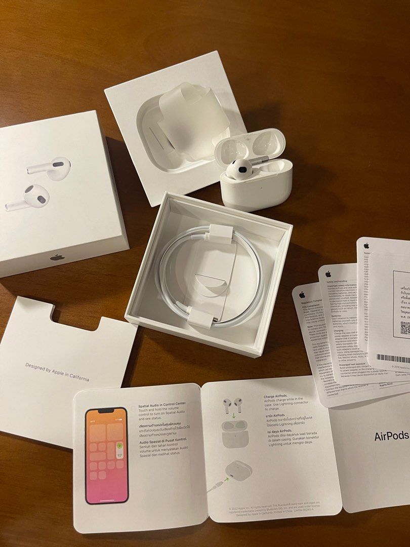 APPLE AIRPODS 3rd Gen (Category: Earphones) located in San Juan City. Submitted by cicideclutters (Listing ID 1341329882, Image 2). Description: -Lost the left bud -Authentic, see model details on QR code next to price on the box -Everything still included + unused lightning cable .