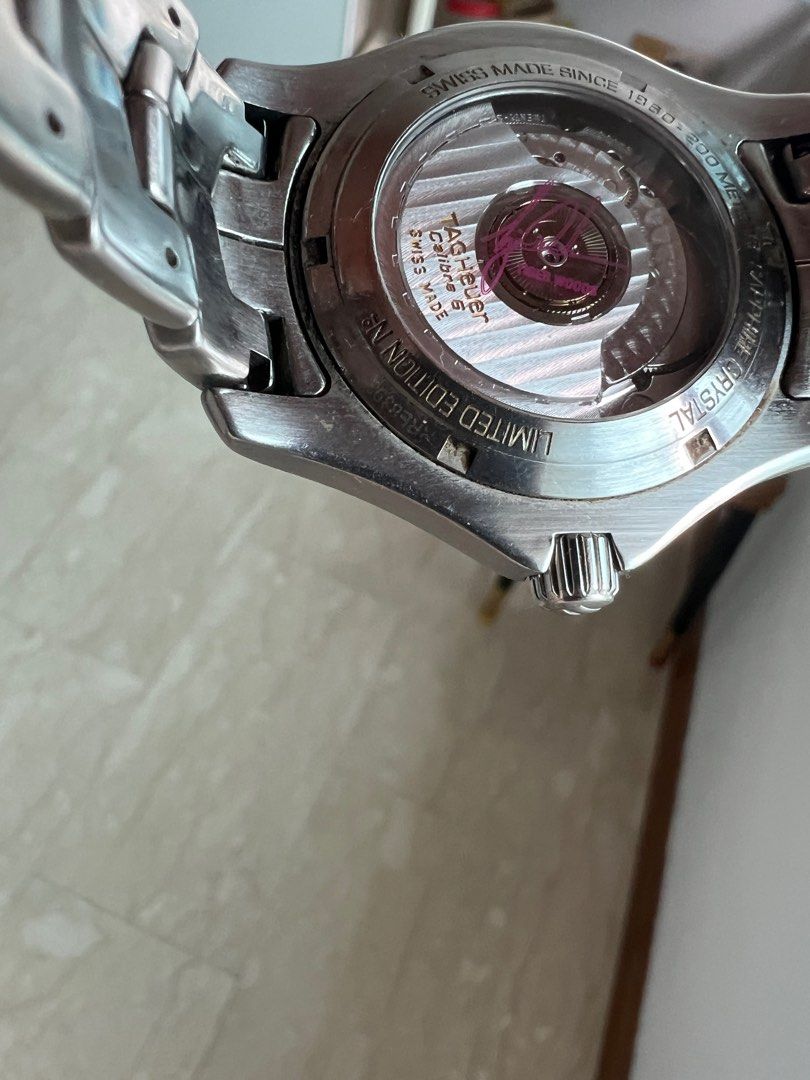 Automatic watch (Category: Watches) located in Singapore. Submitted by xiaofeng1979 (Listing ID 1341319923, Image 3). Description: Tiger woods limited edition, Series number: 3083/5000 .