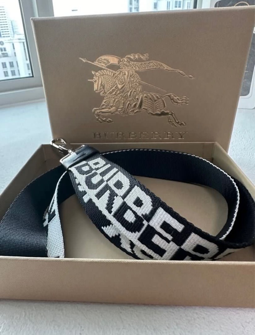 Burberry lanyard top