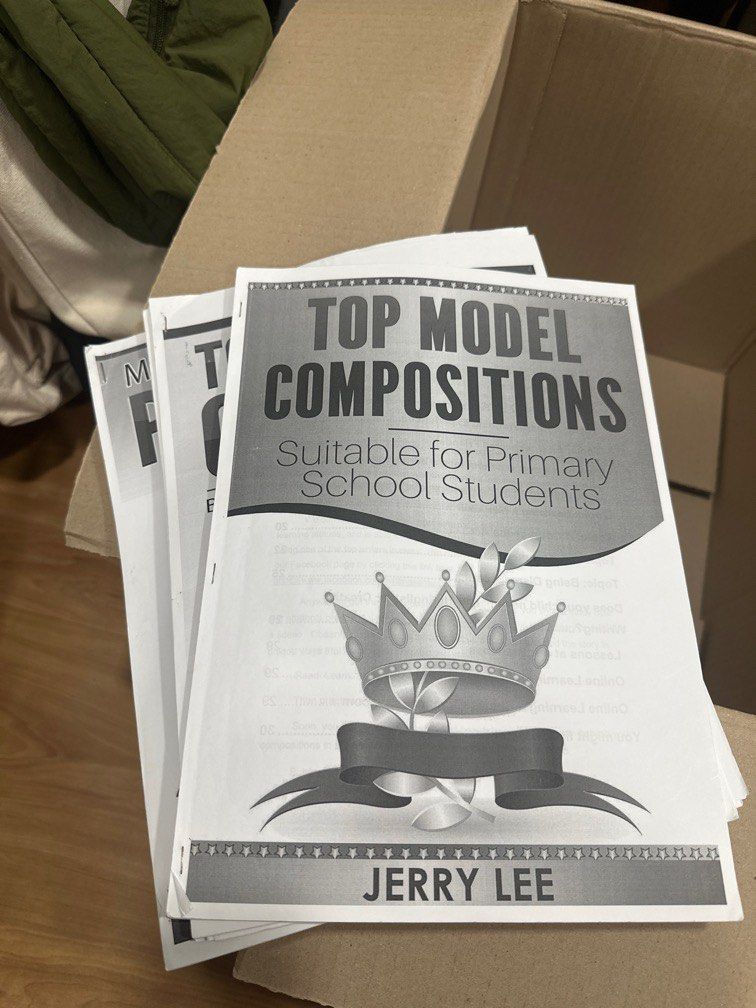 composition notes (Category: Textbooks) located in Singapore. Submitted by brn1c3_ (Listing ID 1341366281, Image 1). Description: suitable for primary schoolers to use them as an example of good compositions.