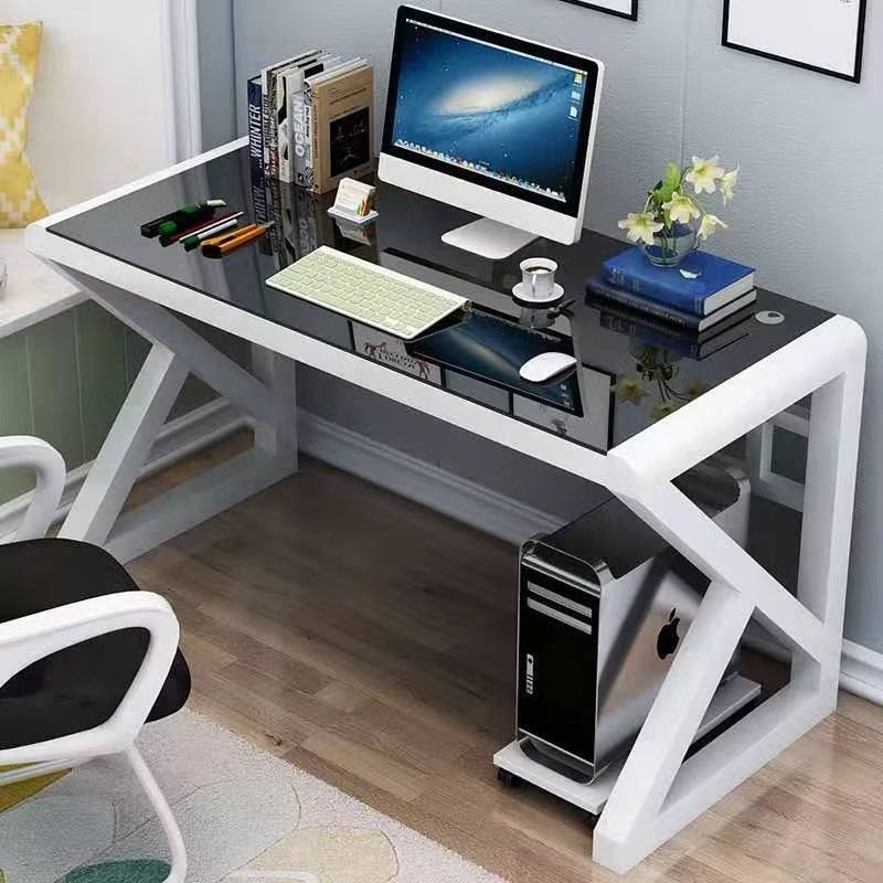 Computer Table (Category: Tables & Sets) located in Singapore. Submitted by jessjie93.1 (Listing ID 1341391312, Image 1). Description: 120*60*75.