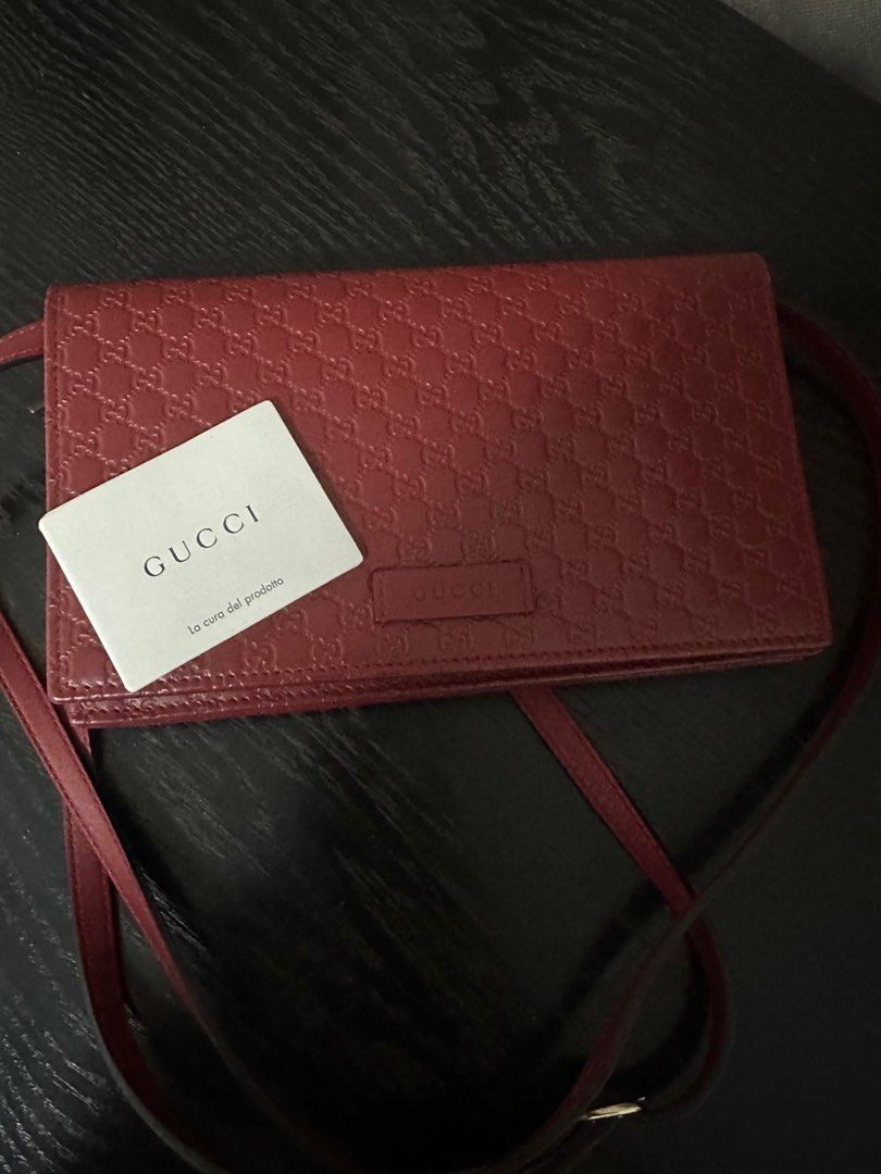 Gucci woc (Category: Luxury Bags & Wallets) located in Quezon City. Submitted by shopatpoisonivy (Listing ID 1341352847, Image 2). Description: Declutter 💯 % authentic money back guarantee Selling it very low. Check in other seller first para may idea po kayo sa price. .