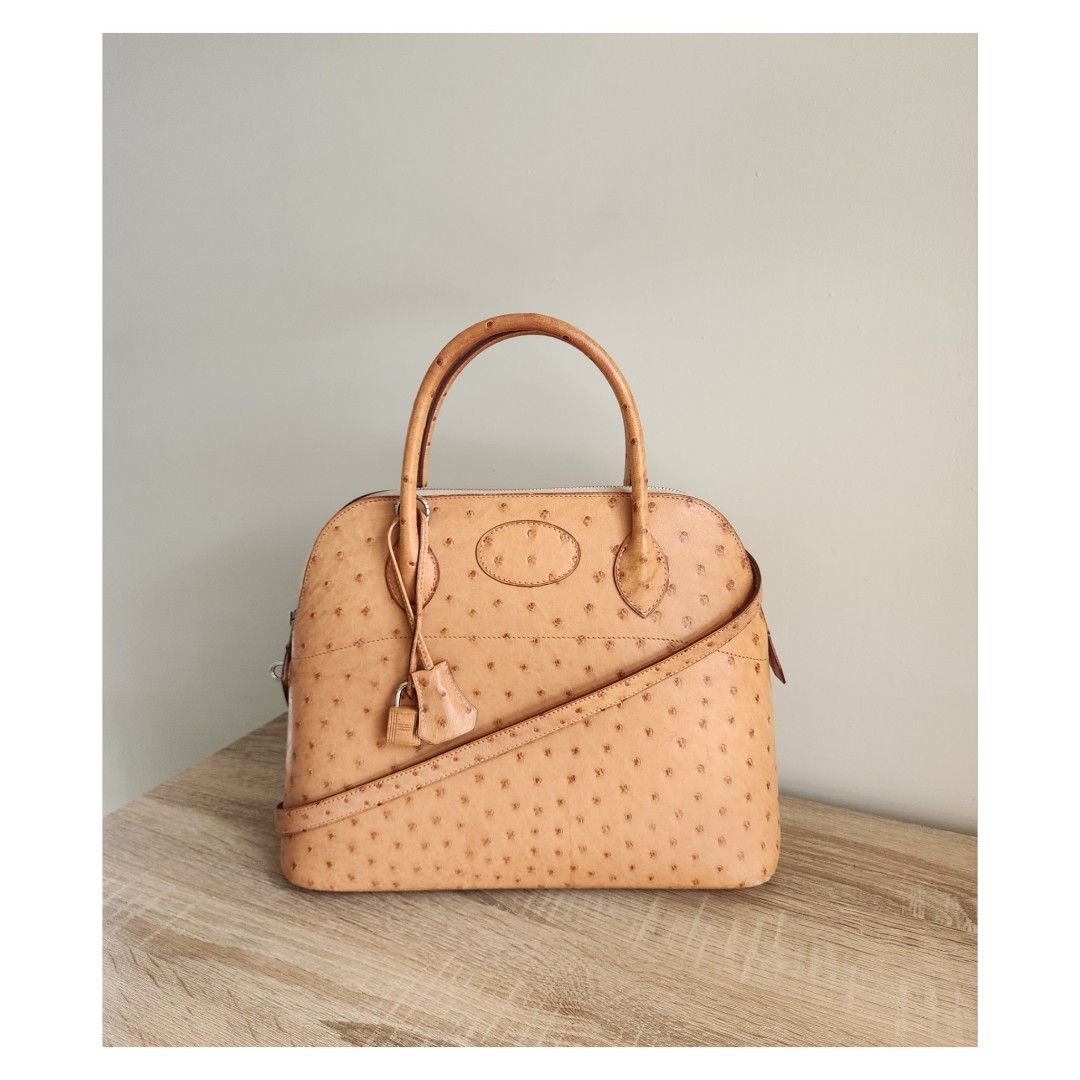 Hermes Bolide 31 Ostrich (Category: Luxury Bags & Wallets) located in Manila. Submitted by luxe88nhelmueller (Listing ID 1341331800, Image 3). Description: Pre owned Hermes Bolide 31 Beige Exotic OstrichLeather PHW Stamp K Year 2007 Comes with Shoulder strap, Clochette, Lock, Keys, Dustbags And Paper bag.