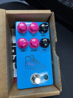 （分類：）位於 。 由 roy19980202 提交（商品編號 1341343975，圖片 1）。簡介： 。