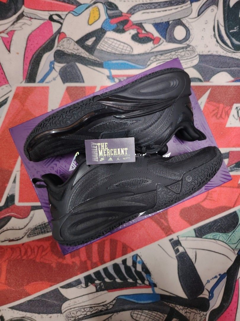 Kai 1 Triple Black (Category: Sneakers) located in Marikina City. Submitted by tm_harley (Listing ID 1341259730, Image 2). Description: 🔥Kai 1 Triple Black Size 10 Available ✅7,995 pesos only!! BNDS | Onhand ready to ship DM FOR PICS AND INQUIRIES 💵Cash/Gcash 📌Marikina Location 🚛Pick-up/Lalamove/JRS 👉🏻Videocall and Legit Check.