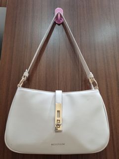 (Kategori: ) berada di . Dikirim oleh elistoree (ID iklan 1341366011, Gambar 1). Deskripsi: .