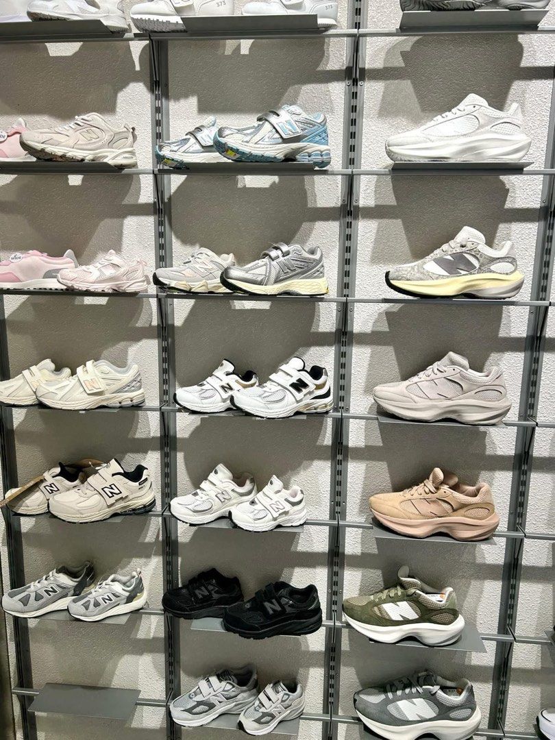 New Balance (Category: Sneakers) located in Taguig. Submitted by mistAstuff (Listing ID 1341406102, Image 2). Description: All sizes available!! & Refer to your cm sizes ! 🇲🇴 Macau Pasabuy 📦 — 50% down payment is required. — DP is non-refundable unless the item is no longer available. — Orders cannot be cancelled ✉️ DM US FOR ORDERS AND PASABUY REQUESTS ETA: December 16, 2024 CUT OFF: Dec 14.