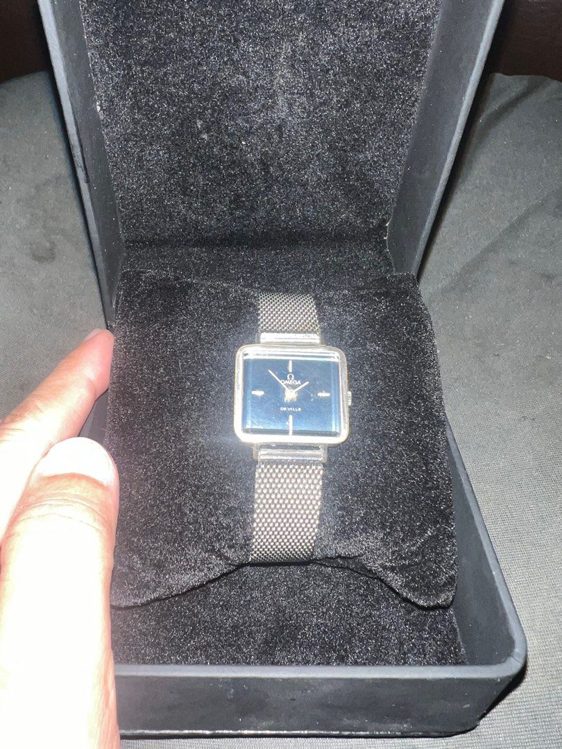 Omega De Ville Lunette (Category: Luxury Watches) located in Malabon City. Submitted by 168raymond (Listing ID 1341389103, Image 2). Description: Omega De Ville Lunette Manual winding Good working condition Ladies watch Location Potrero Malabon.