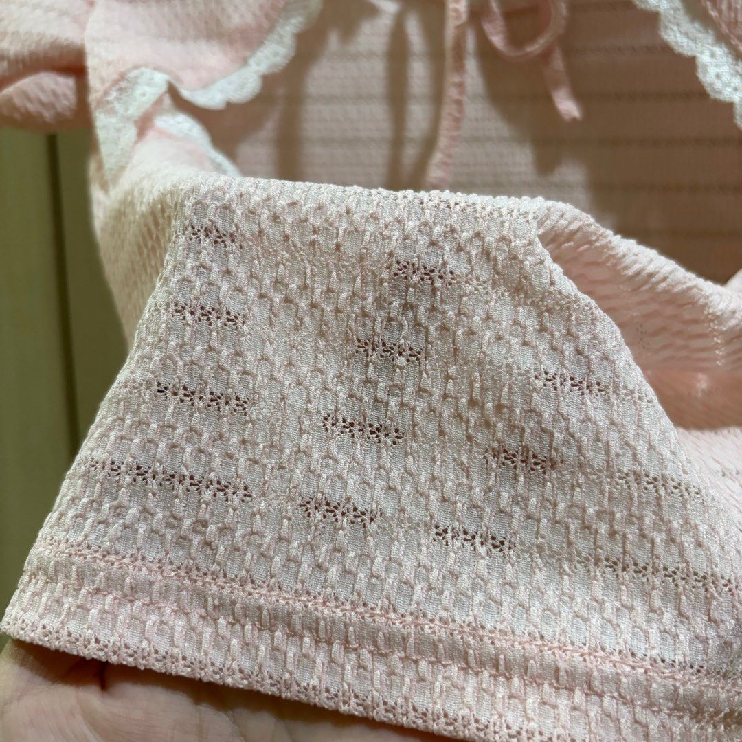 Pink Lace Trimmed Back Crop Top (Category: Blouses) located in Quezon City. Submitted by ddeonz (Listing ID 1341277645, Image 3). Description: .