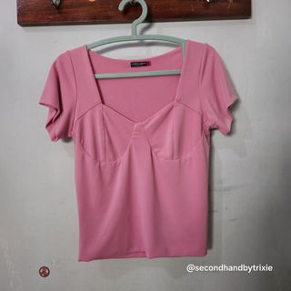 (Kategori: ) berada di . Dikirim oleh trixiesspace (ID iklan 1341293719, Gambar 1). Deskripsi: .