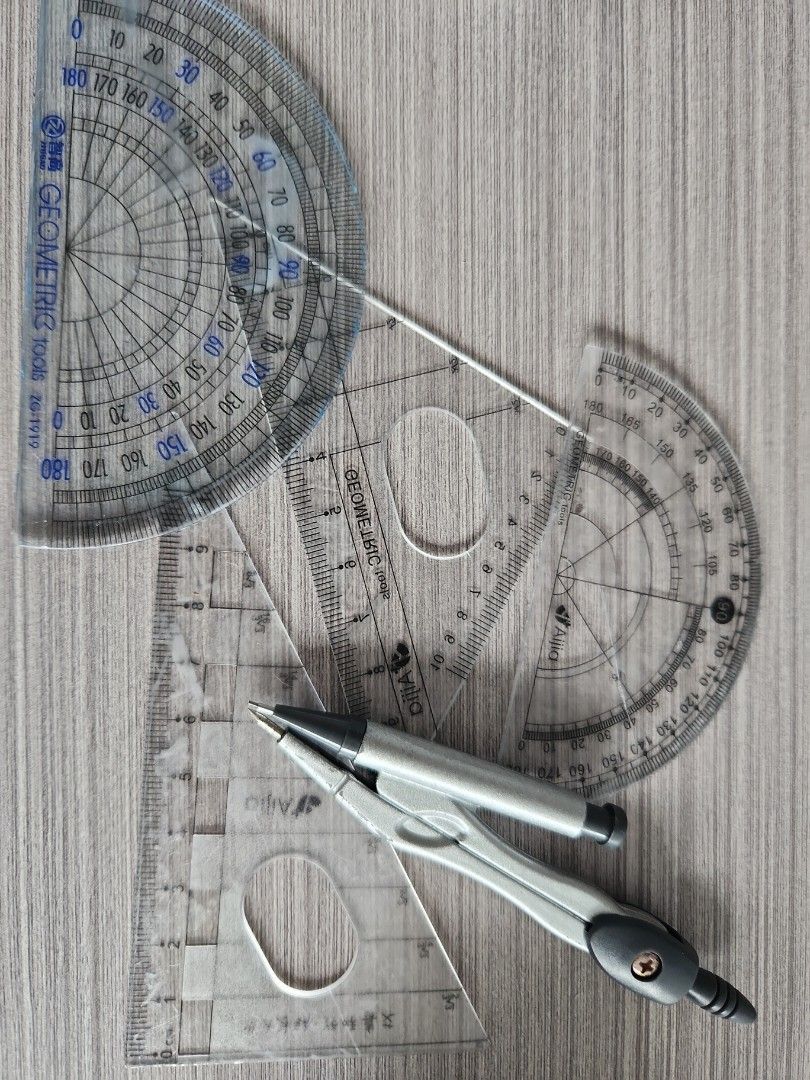 Protractor set (Category: Stationery & School Supplies) located in Singapore. Submitted by cas09393 (Listing ID 1341250377, Image 1). Description: .