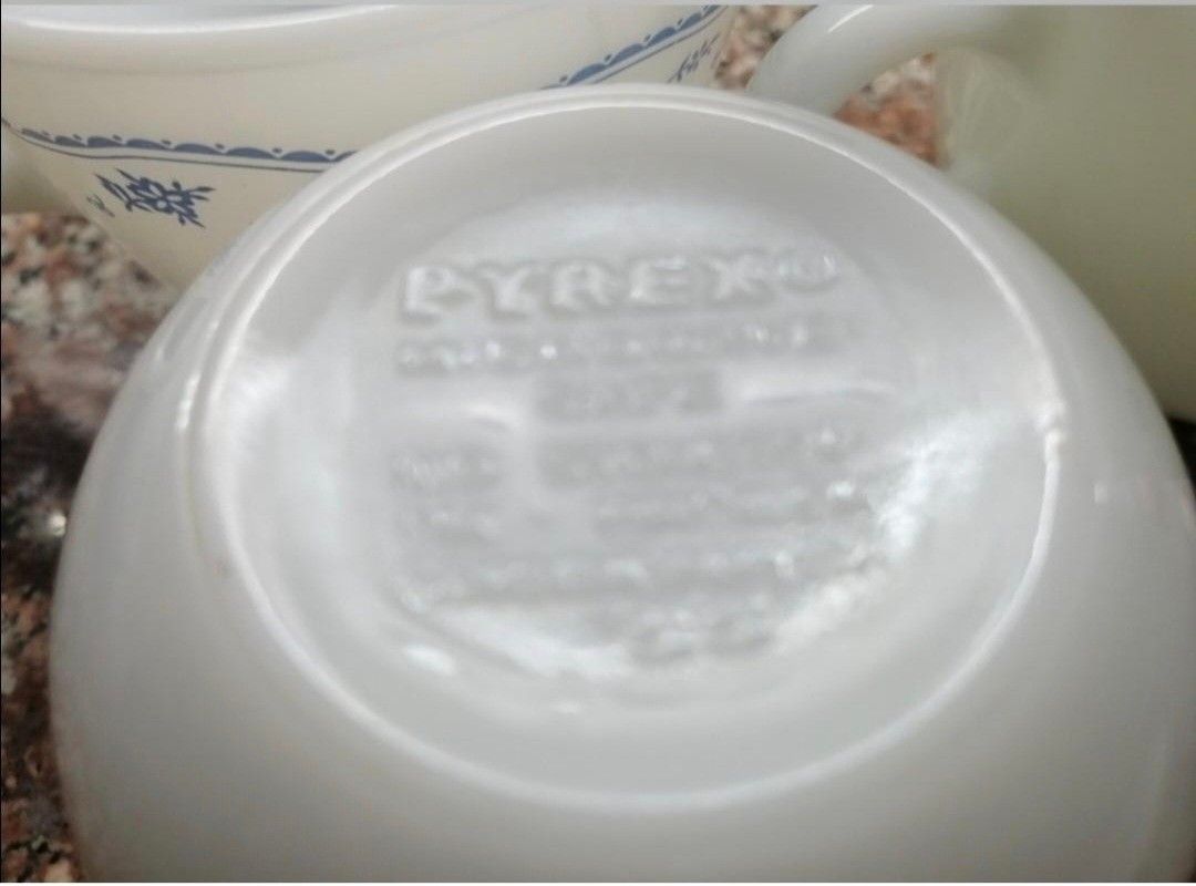 Pyrex mug (Category: Coffee & Tea Tableware) located in Caloocan City. Submitted by chersantan (Listing ID 1341408994, Image 3). Description: Original pyrex mug 250 each last 2 pcs available gcash payment plus sf.