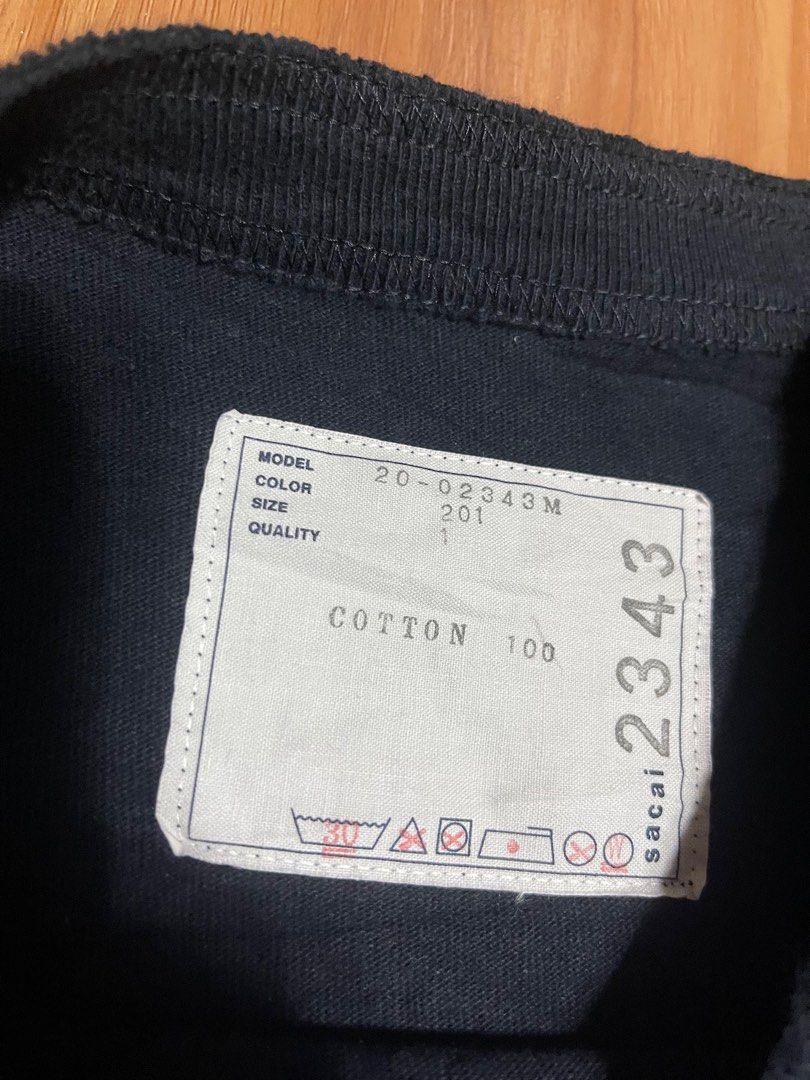 Sacai Dr. Woo Bandana Tee (Category: Luxury Apparel) located in Bulacan. Submitted by sanjisthrift (Listing ID 1341299469, Image 3). Description: Size Medium Width 20.5 Length 26 Excellent Condition 9.8/10.