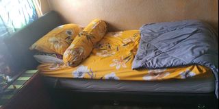 (Category: ) located in . Submitted by ds.closet (Listing ID 1341280926, Image 1). Description: .