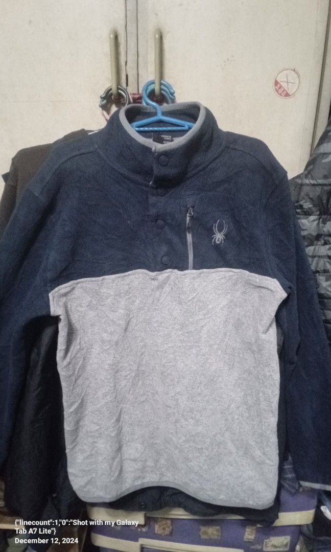 Spyder jacket (Category: Coats, Jackets and Outerwear) located in Manila. Submitted by alexcristi28198 (Listing ID 1341355938, Image 1). Description: Spyder jacket blue and gray,dimes 20x27, no issue color rate 9.3/10.
