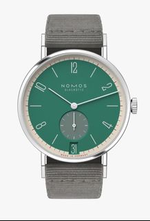 (Category: ) located in . Submitted by awatchcollector (Listing ID 1341378913, Image 1). Description: .