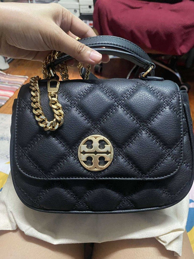 Tory Burch purse (Category: Luxury Bags & Wallets) located in Makati City. Submitted by rbarsabal (Listing ID 1341336626, Image 1). Description: .