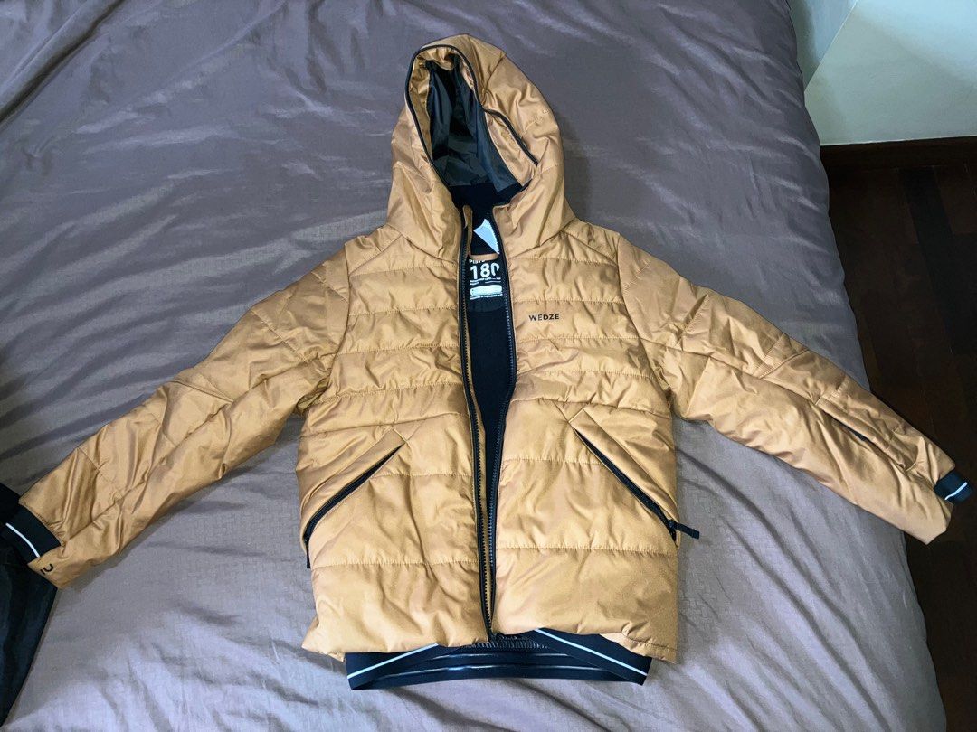 Winter Jacket (Category: Babies & Kids Fashion) located in Singapore. Submitted by ryan547 (Listing ID 1341297358, Image 1). Description: Kids ski jacket suitable for height 110-120cm. .