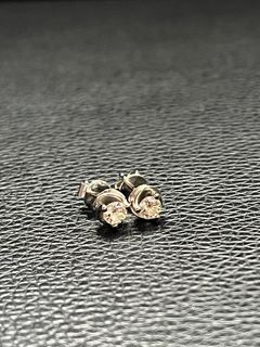 (Category: ) located in . Submitted by M2022 (Listing ID 1341418490, Image 1). Description: .