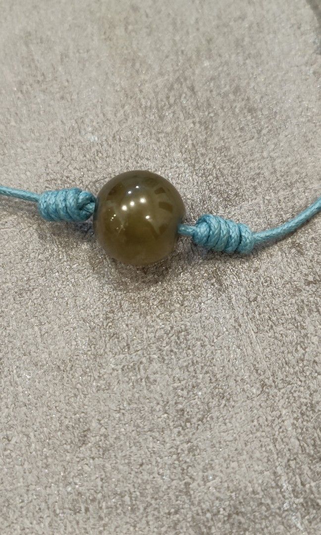 Agate chocker (Category: Handmade Craft) located in Singapore. Submitted by artiris (Listing ID 1341492921, Image 1). Description: Handmade Customer may visit us @ Omnitrov, Victoria Hotel level one for more designs. Please make appointment to visit..