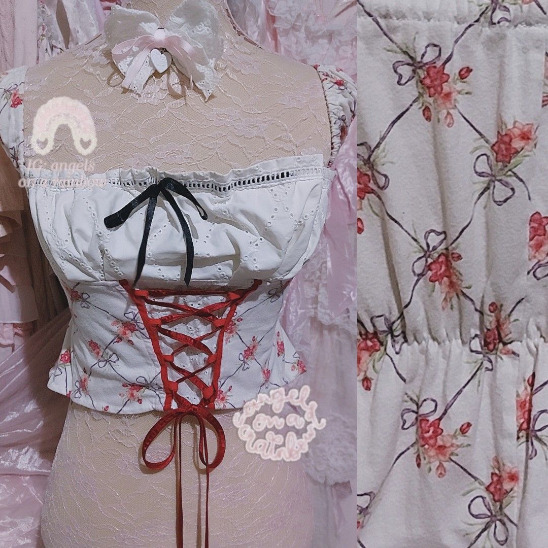 Anmade Coquette Ribbon Red Cropped Top (Category: Sleeveless) located in Pasig City. Submitted by angelsonarainbow (Listing ID 1341546735, Image 1). Description: 🩷 This item is available unless marked sold🩷 ᡣ𐭩 ｡ꪆৎ ˚⋅ Angels on a Rainbow ITEM CODE: Vivian Top Waist: 26-32" Length: 10" Notes: ♥︎ Originally bought for ₱950 + SF ♥︎ Uneven ribbon detailing ♥︎ Most insanely rare ribbon fabric ₱300 ♡ Buy 2 or more items: Get a bundle discount! ♡ Colo