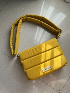 (Kategori: ) berada di . Dikirim oleh rene_items (ID iklan 1341505851, Gambar 1). Deskripsi: .