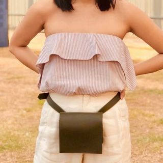 (Category: ) located in . Submitted by closetdetoxbyk (Listing ID 1341436282, Image 1). Description: .
