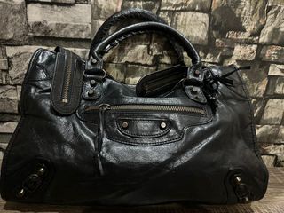 Authentic Chanel Black Flap Bag Calfskin with Pearl AS2210 B04443 94305 Luxury Bags Wallets on Carousell