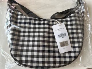 (Category: ) located in . Submitted by shopper_ys (Listing ID 1341471027, Image 1). Description: .