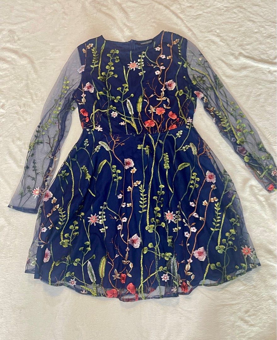 Floral Embroidered Dress (Category: Dresses) located in Manila. Submitted by sheenacl (Listing ID 1341557424, Image 1). Description: Used once lang! Cute when worn :) Medium- Large Frame.