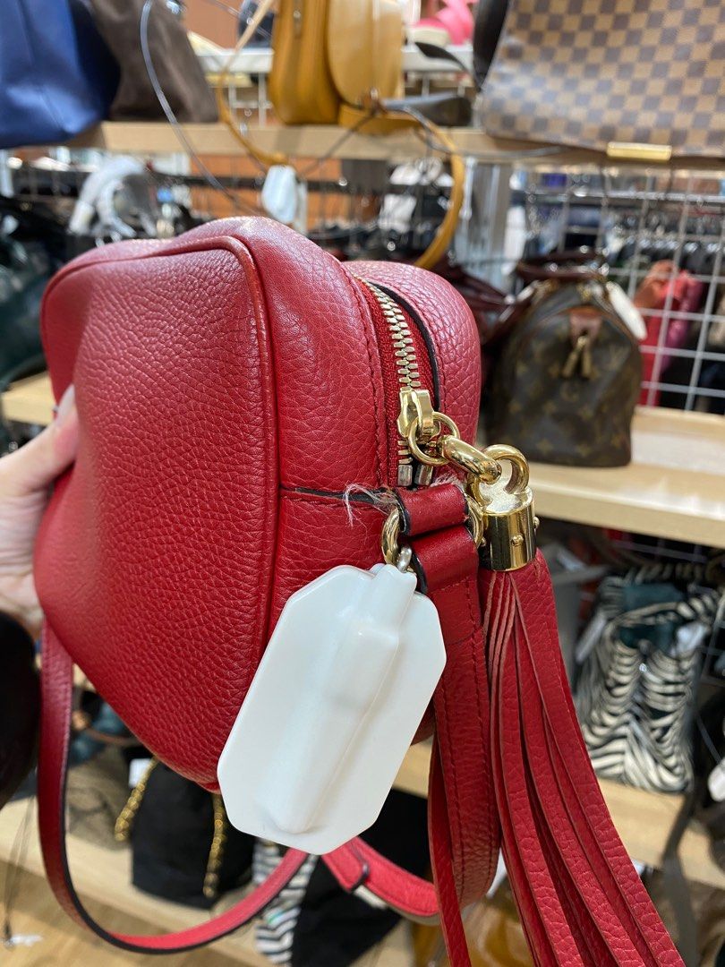 Gucci soho cross body bag (Category: Luxury Bags & Wallets) located in Manila. Submitted by jodiluxegold (Listing ID 1341481888, Image 2). Description: Perfect for night out or date night this red gucci soho bag. Just minimal signs of usage. 8/10 overall with entrupy cert..