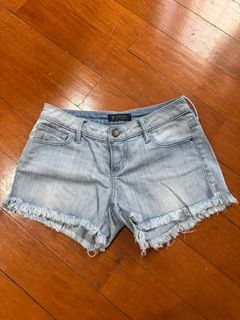(Category: ) located in . Submitted by olivia_sells (Listing ID 1341487727, Image 1). Description: .
