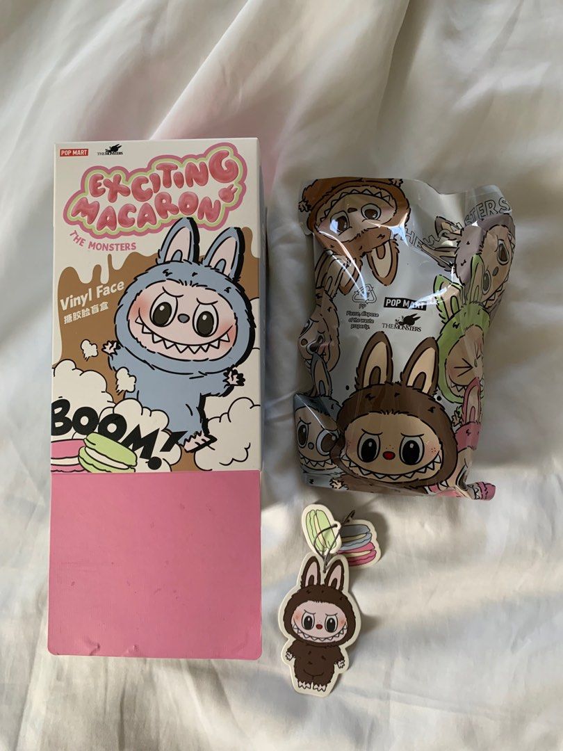 LABUBU V1 Macaron Chestnut Cocoa (Secret) (Category: Designer & Blind Box Toys) located in Quezon City. Submitted by bagelll18 (Listing ID 1341425590, Image 1). Description: Box opened neatly at the bottom & sealed foil.