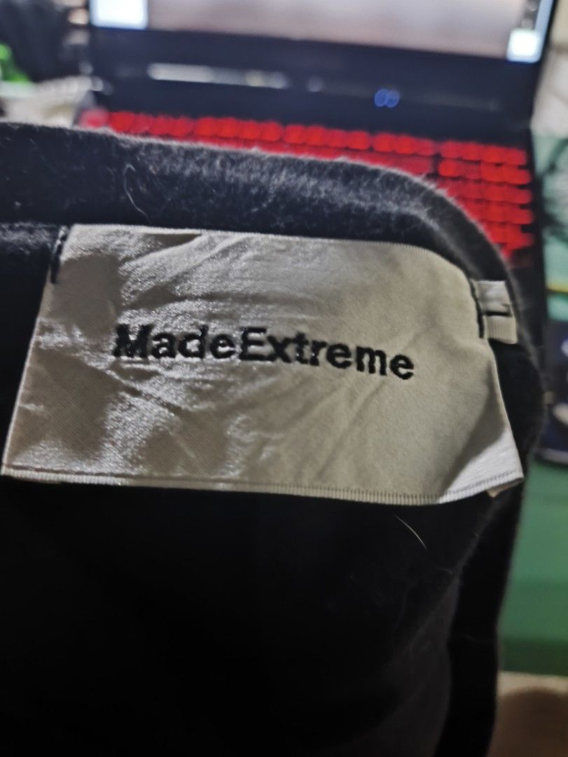 Made extreme (Category: Activewear) located in San Carlos City. Submitted by series_selection (Listing ID 1341582077, Image 3). Description: .