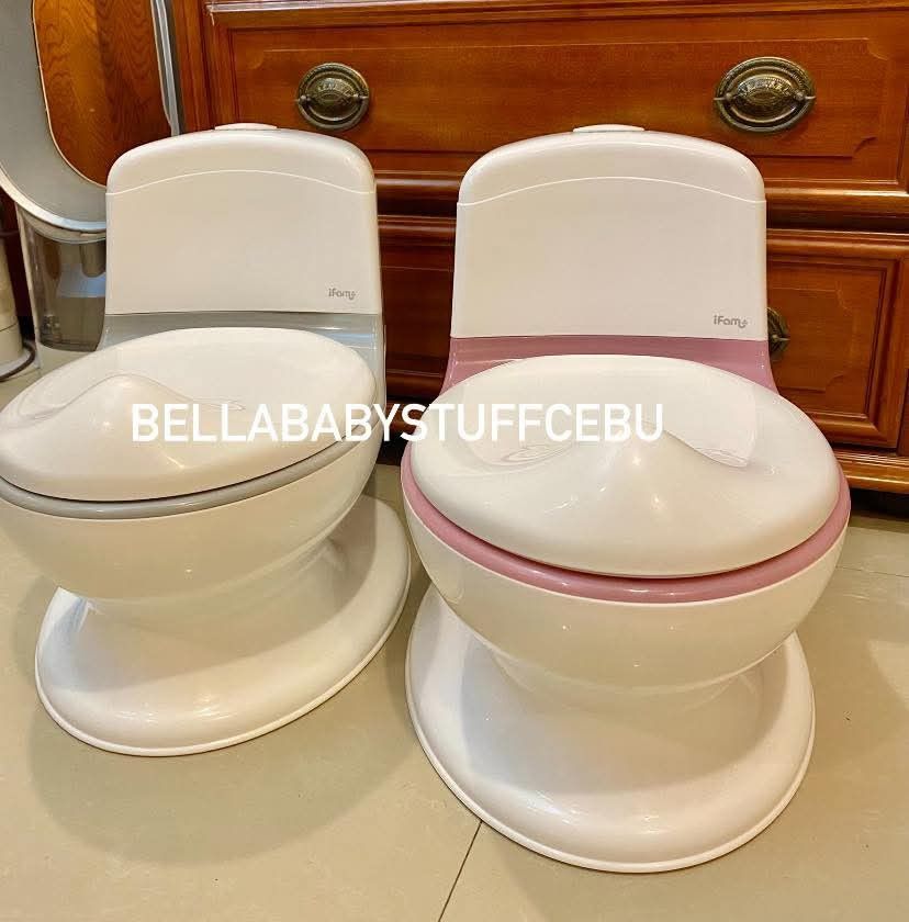 Original iFam Baby Potty Trainer (Category: Baby Toiletries & Grooming) located in Cebu City. Submitted by bellababystuffcebu (Listing ID 1341469090, Image 2). Description: Original iFam Baby Potty Trainer Preloved Like New Please see video for reference https://fb.watch/weZWll_u5a/? PICK UP TALISAY | DELIVERY BUYERS EXPENSE Easy Toddler Potty Training provides toilet training for boys & girls who are learning how to control their bowel movement.