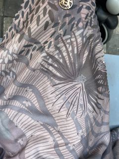 (Kategori: ) berada di . Dikirim oleh srika_preloved (ID iklan 1341447476, Gambar 1). Deskripsi: .