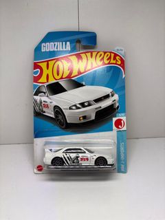 Godzilla r33, Hobbies & Toys, Toys & Games on Carousell