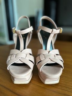 (Category: ) located in . Submitted by petitelilcloset (Listing ID 1341535368, Image 1). Description: .