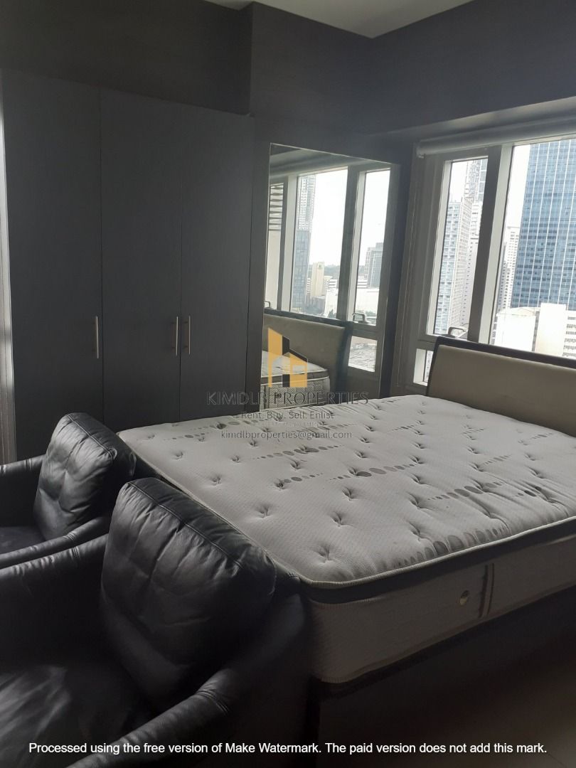 SENTA TOWER STUDIO UNIT FOR LEASE (Category: Apartments & Condos) located in Makati City. Submitted by kimdlb_properties (Listing ID 1303115294, Image 3). Description: FOR RENT!!! SENTA TOWER 30TH FLR. 40 SQ.M Studio unit Fully furnished PRICE: 35K/MONTH KIMDLB PROPERTIES - Offers units, houses, townhouses, office spaces, commercial spaces, warehouses and lots, specially properties located at Makati (Legaspi & Salcedo), Rockwell and BGC. We also 
