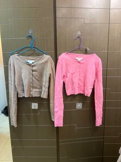 Ur ur UR urban Revivo Urban Revivo and $65  /pcs , &120 for 2 上衣   灰色衬衫  女裝恤衫 上衣 crop top 短款上衣 短袖 blouse 長袖 斯文上衣 村衫  真絲上衣 冷衫 毛衣 短款上衣 crop shirt64235021060995110